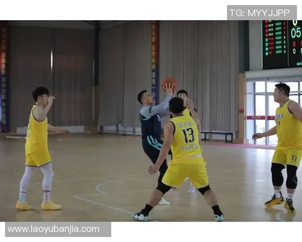 洲际杯赛场回顾：杭州篮球队展现强大实力与团队精神