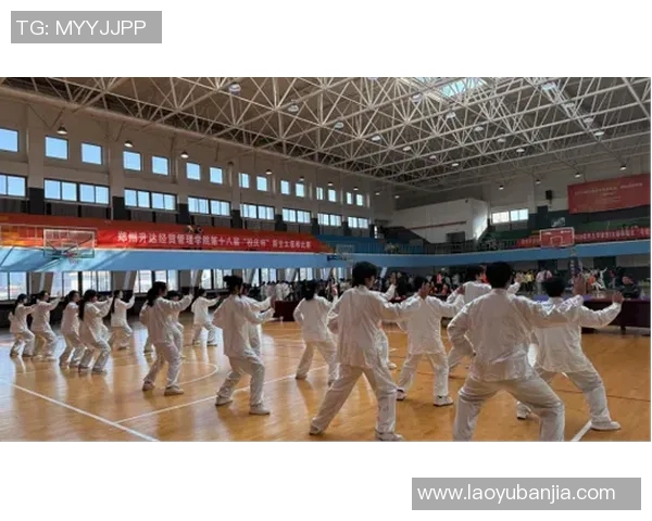 太极与足球的完美结合探索传统武术在现代运动中的新生机